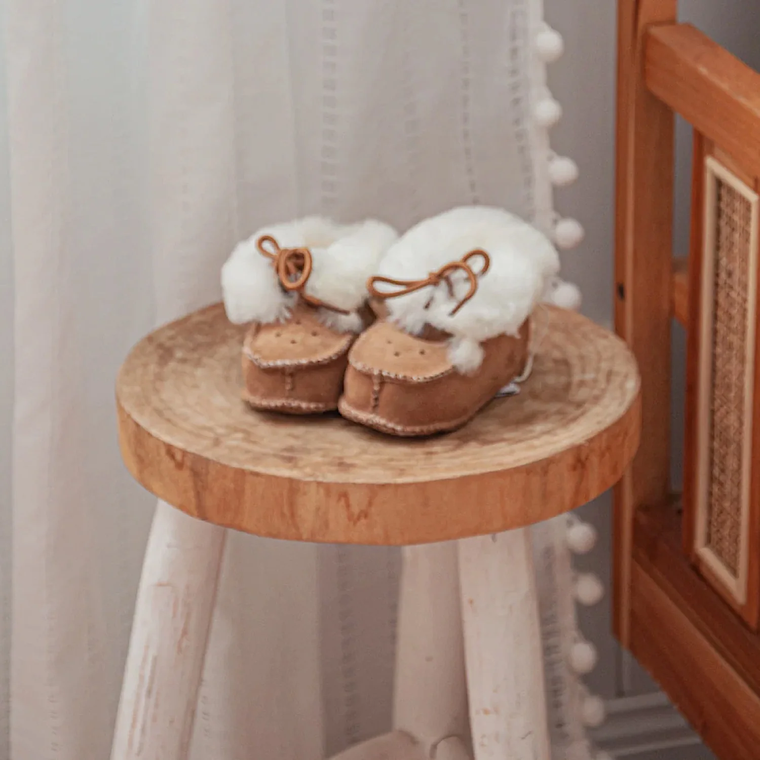 Auskin Tykes Sheepskin Booties - Walnut