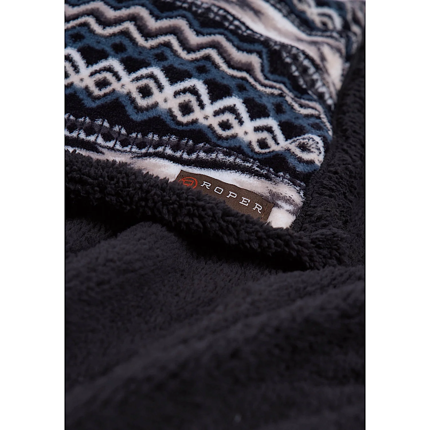 Roper Aztec Fleece Throw - Black - Image 2