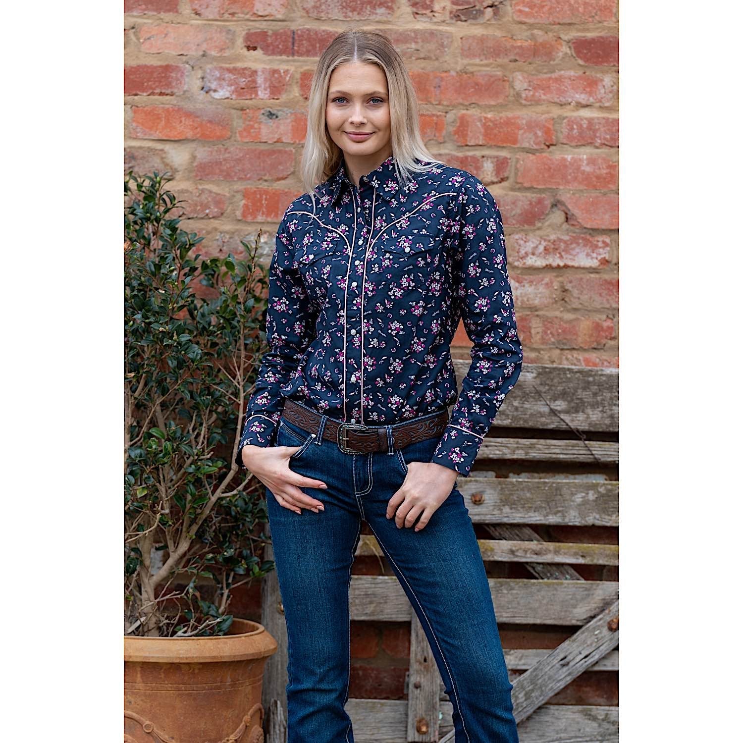 Wrangler Women's Norah Shirt Navy/Pink - Image 2